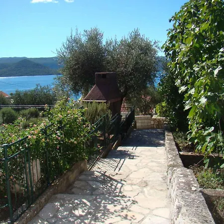 In 6370 Komarna